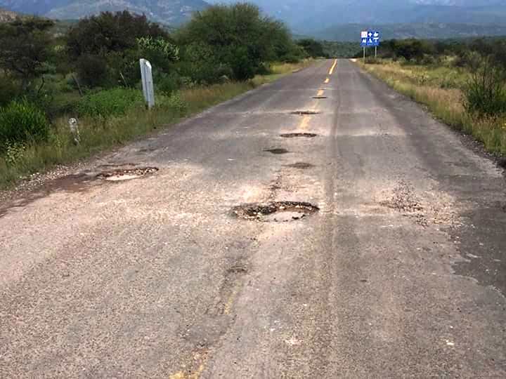 Denuncia Pública:  Piden atención a carretera Colón-Tolimán que tiene “90% de baches”