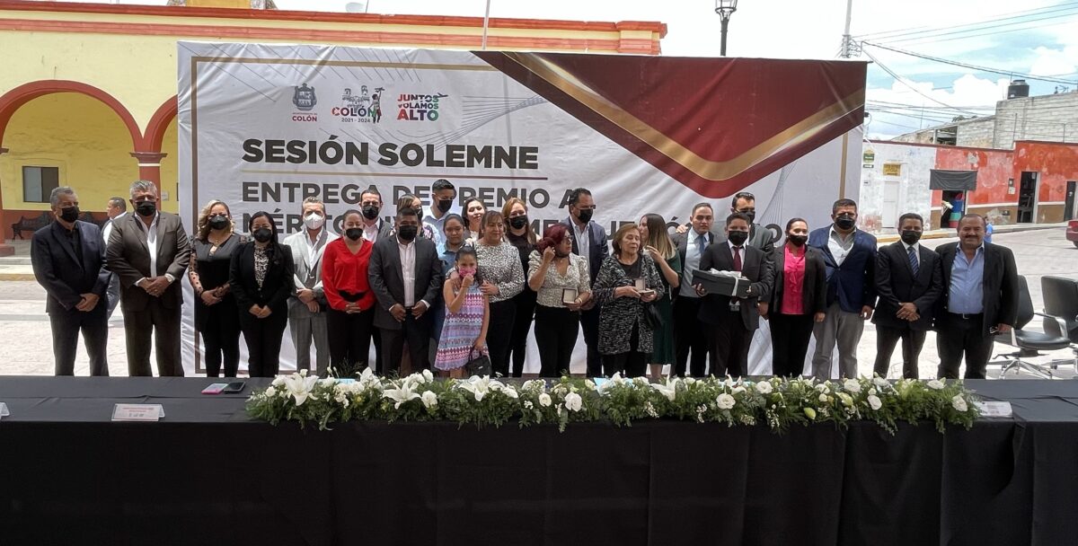Realiza Cabildo Sesión Solemne de la Entrega al Mérito Civil 2022 y Homenaje Póstumo