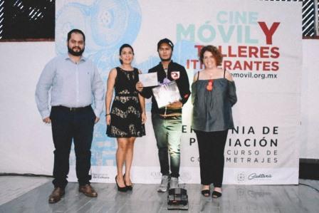 Universitario de la UAQ:  Gana primer lugar en Concurso de Cortometrajes Cine Móvil 2018