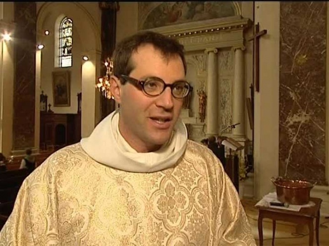 Sacerdote:  Acusado de abuso sexual se suicida en iglesia