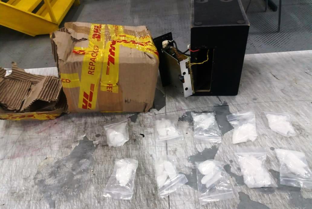 Detectan y aseguran droga en Aeropuerto Queretano