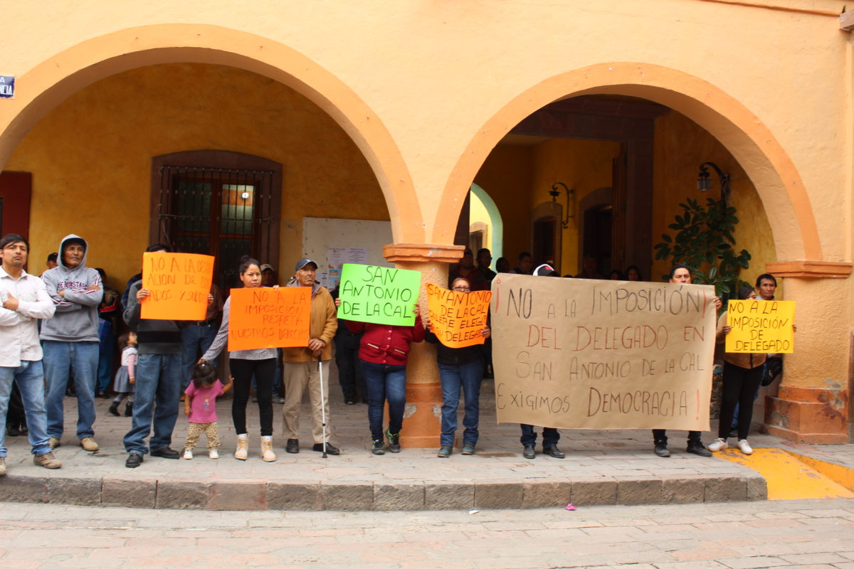Misoginia en Tolimán:  Insultan Manifestantes Directamente a la persona Alcaldesa