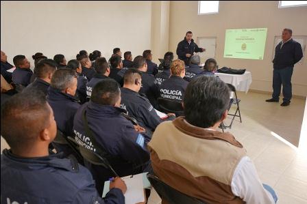 Gendarmería federal: Capacita a policías municipales de Tequisquiapan