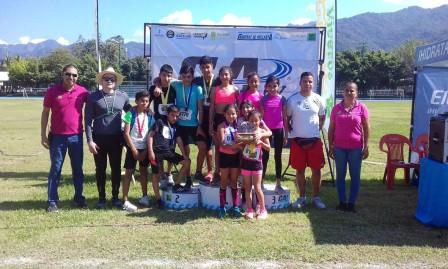 Atletas Jalpenses: Participan en Circuito de Atletismo “Puerto Vallarta 2019”