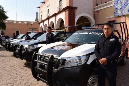 Entregan equipamiento: Para seguridad pública municipal de Cadereyta