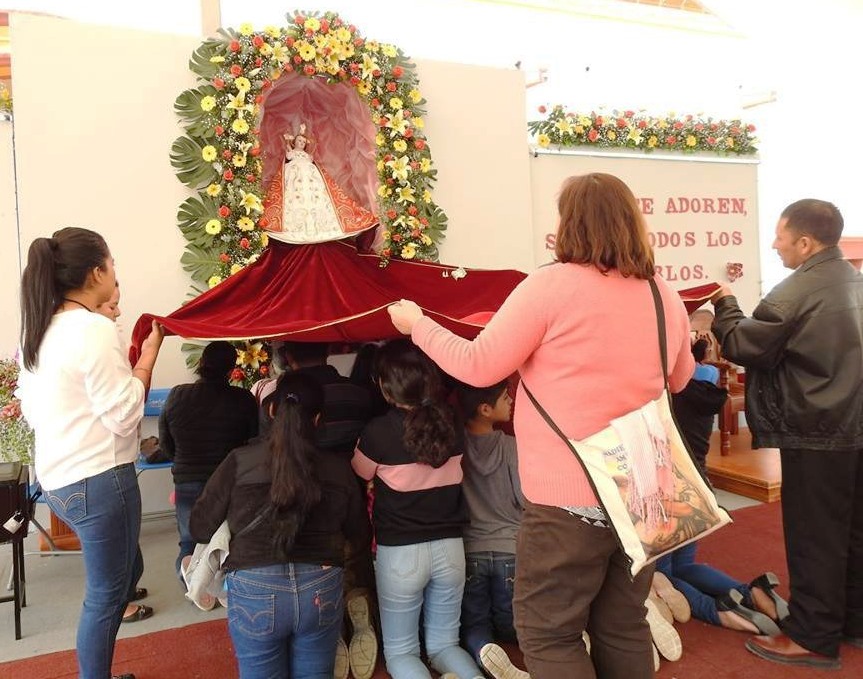 Pequeño infante: Es visitado por miles de fieles el Santo Niño de la Mezclita de Jalpan
