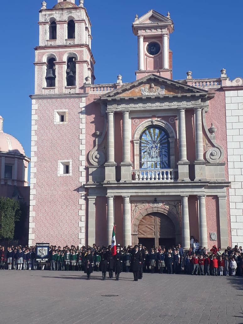 Conmemora Tequisquiapan: Aniversario de la promulgación de la Constitución mexicana