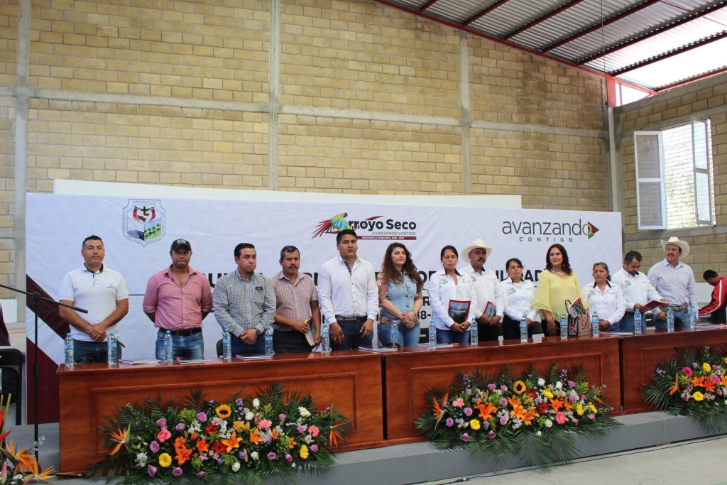 Presentan: Plan de Desarrollo Municipal en Arroyo Seco
