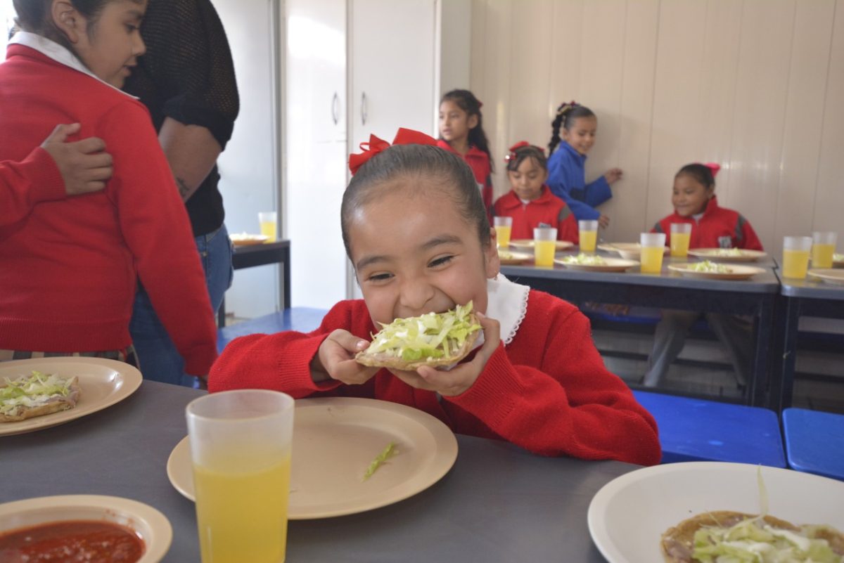 Prioridad de Alcalde:  Alimentación y nutrición para los alumnos de primaria de Tequisquiapan