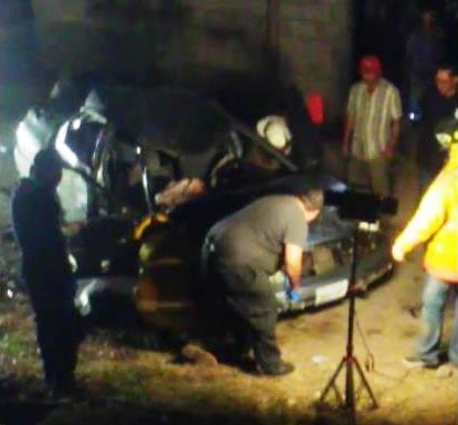 Mortal accidente: Muere mujer y 4 lesionados al volcar vehículo en Landa