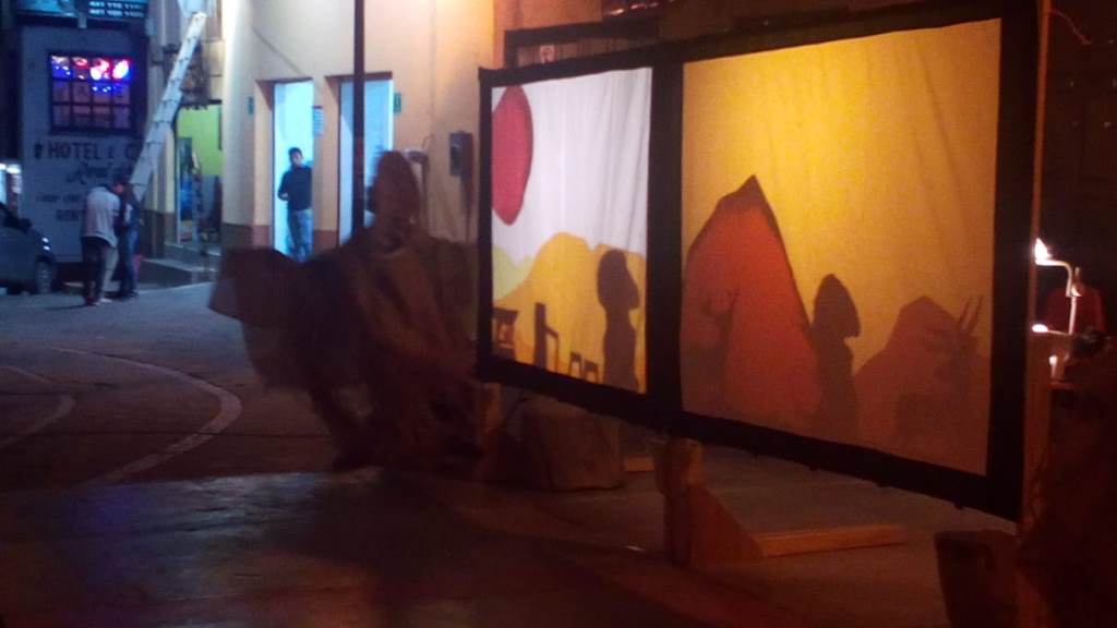 “Mundo Ñhañho”: Con éxito se presenta obra de teatro de títeres en Pinal de Amoles
