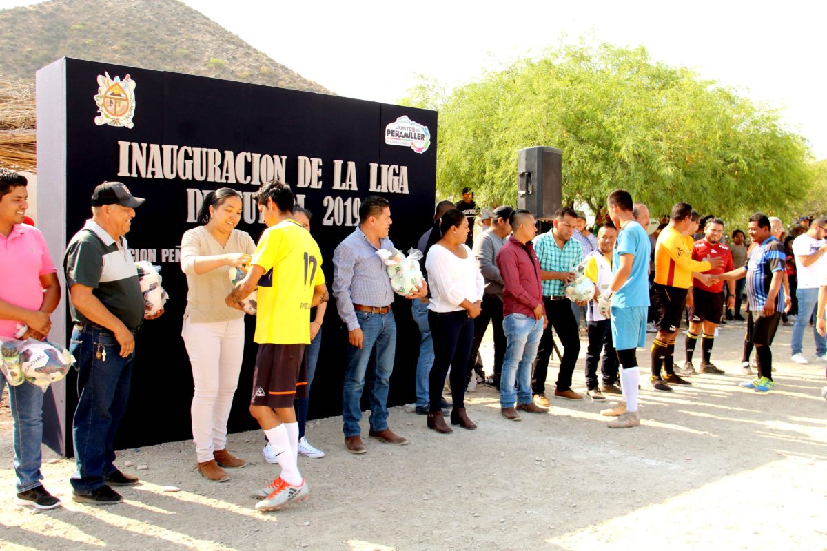 Inicia: Liga municipal de fútbol de Peñamiller