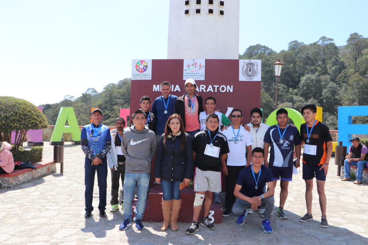 Muchas subidas: Media Maratón de Pinal de Amoles 2019