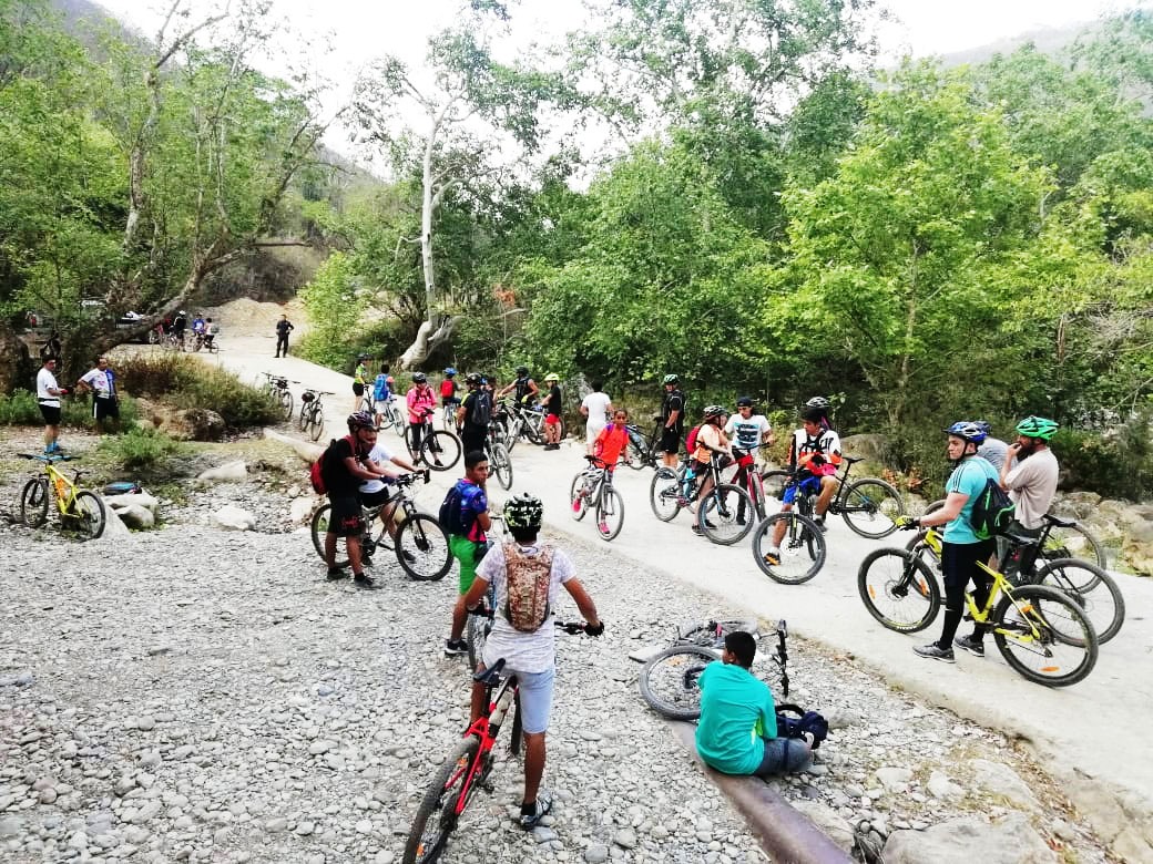 Rehabilitan: Espacios Públicos y Deportivos en comunidades de Jalpan de Serra