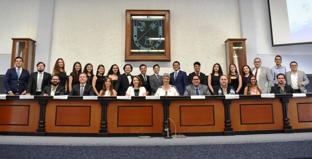 Toma protesta: Primer Capítulo Universitario UAQ de Empresarios Jóvenes Coparmex Querétaro