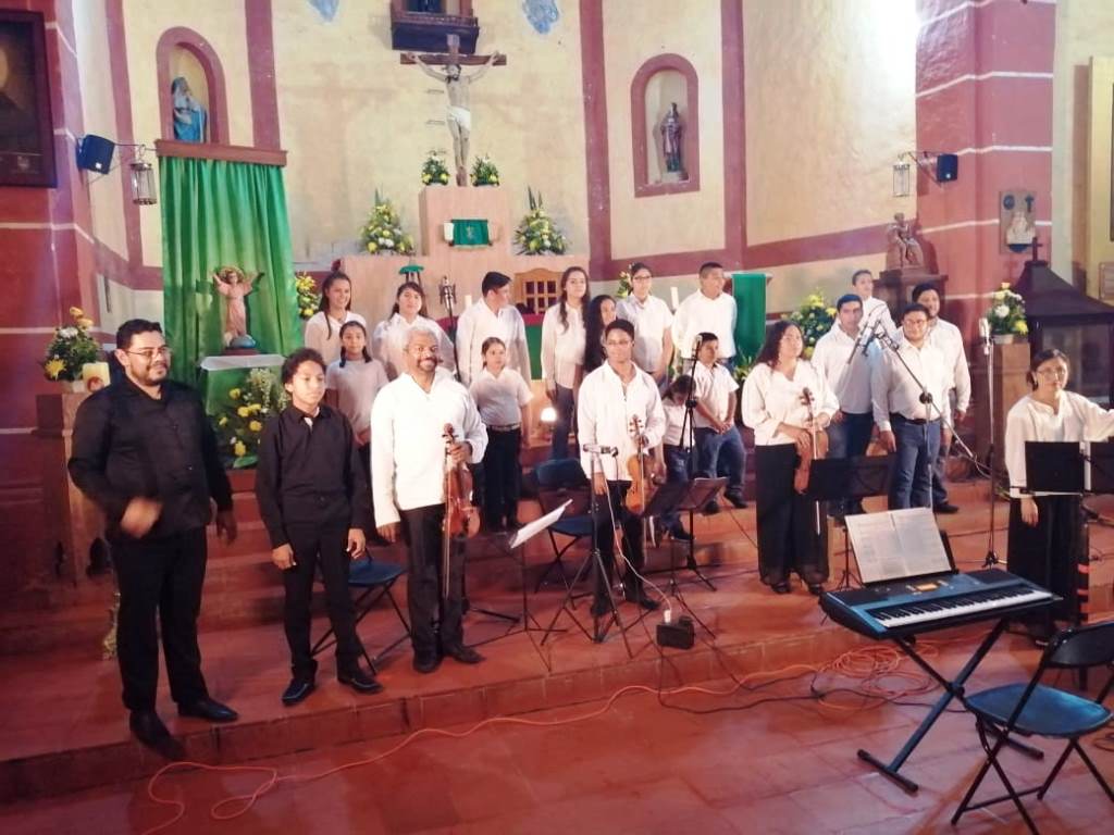 Noveno aniversario: Ensamble Vocal de Tilaco celebra con magno concierto.