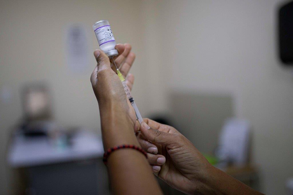 Dice Gilberto Herrera Ruiz: Gobierno de México garantiza el cuadro básico de vacunación
