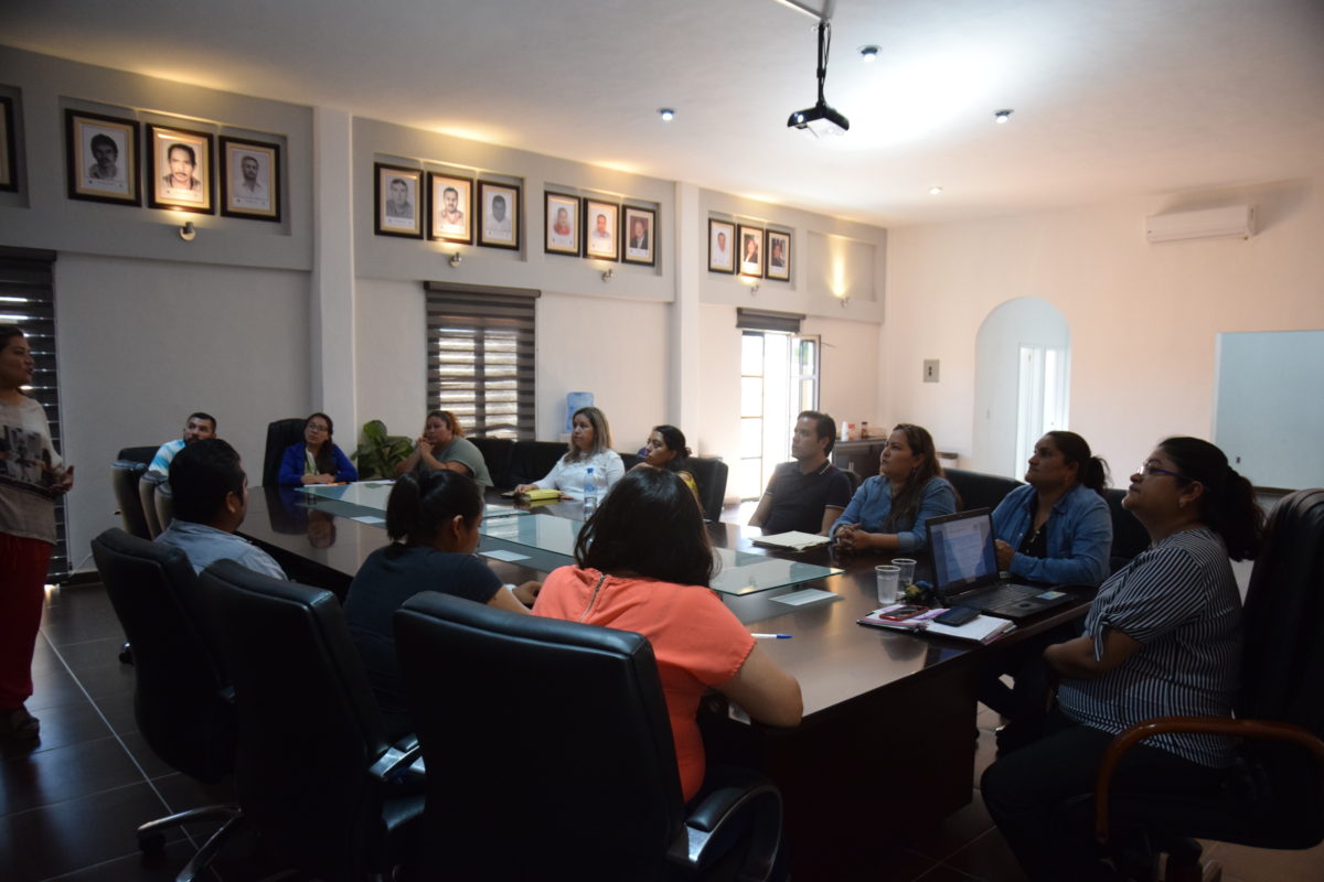 Acercamiento: Reunión de trabajo del Programa de Seguridad Alimentaria en Landa de Matamoros