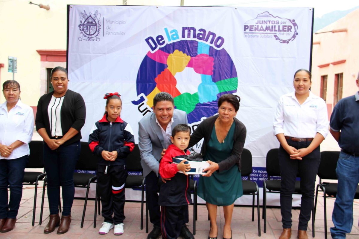 “De la Mano, Juntos Caminando”:  Nuevo Programa Social Municipal en Peñamiller