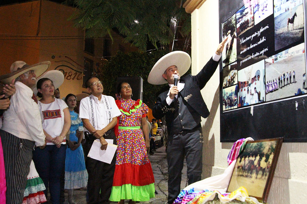 En mes patrio: Exposición Fotográfica “Amar la Charrería es Amar a México” en Jalpan