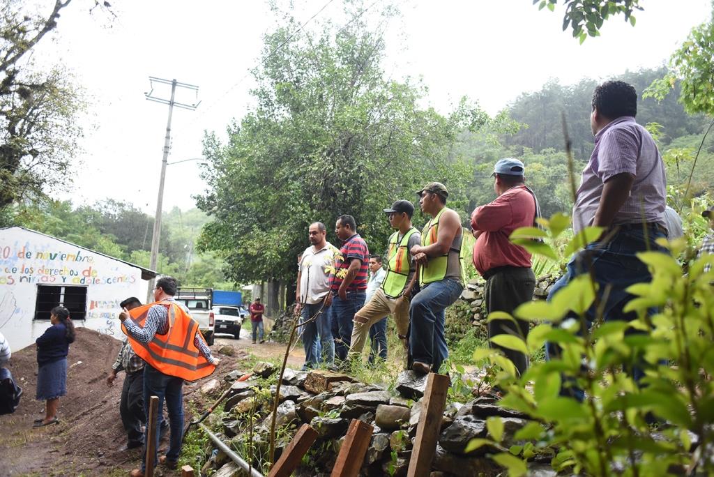 En Manzanillos: Obras por 2.2 millones de pesos en comunidad Jalpense