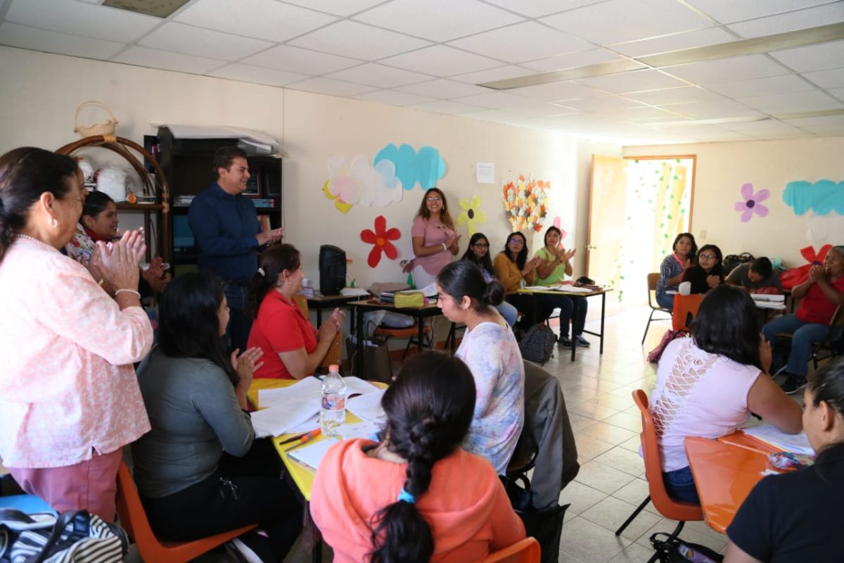 Noble labor: Edil reconoce trabajo de promotoras de educación inicial de Tequisquiapan
