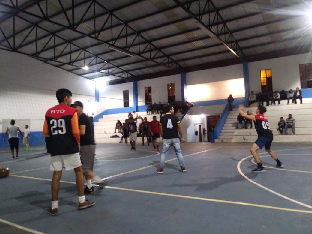 En Pinal de Amoles: Concluye liga municipal de Voleibol, con el triunfo del equipo Takas.
