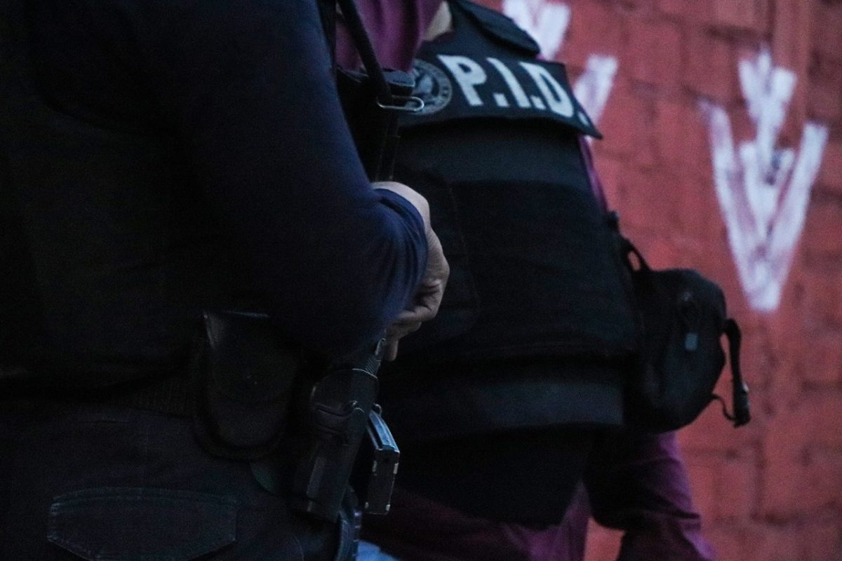 En cateos: Decomisan drogas y armas en la Defensa de Querétaro