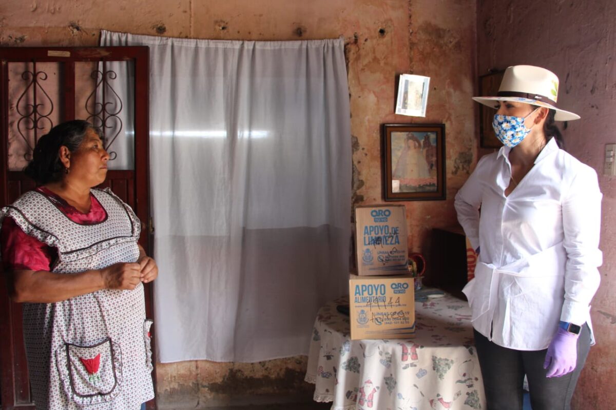 Sonia Rocha Acosta: Participa en recorridos de SEDESOQ en la Sierra Gorda