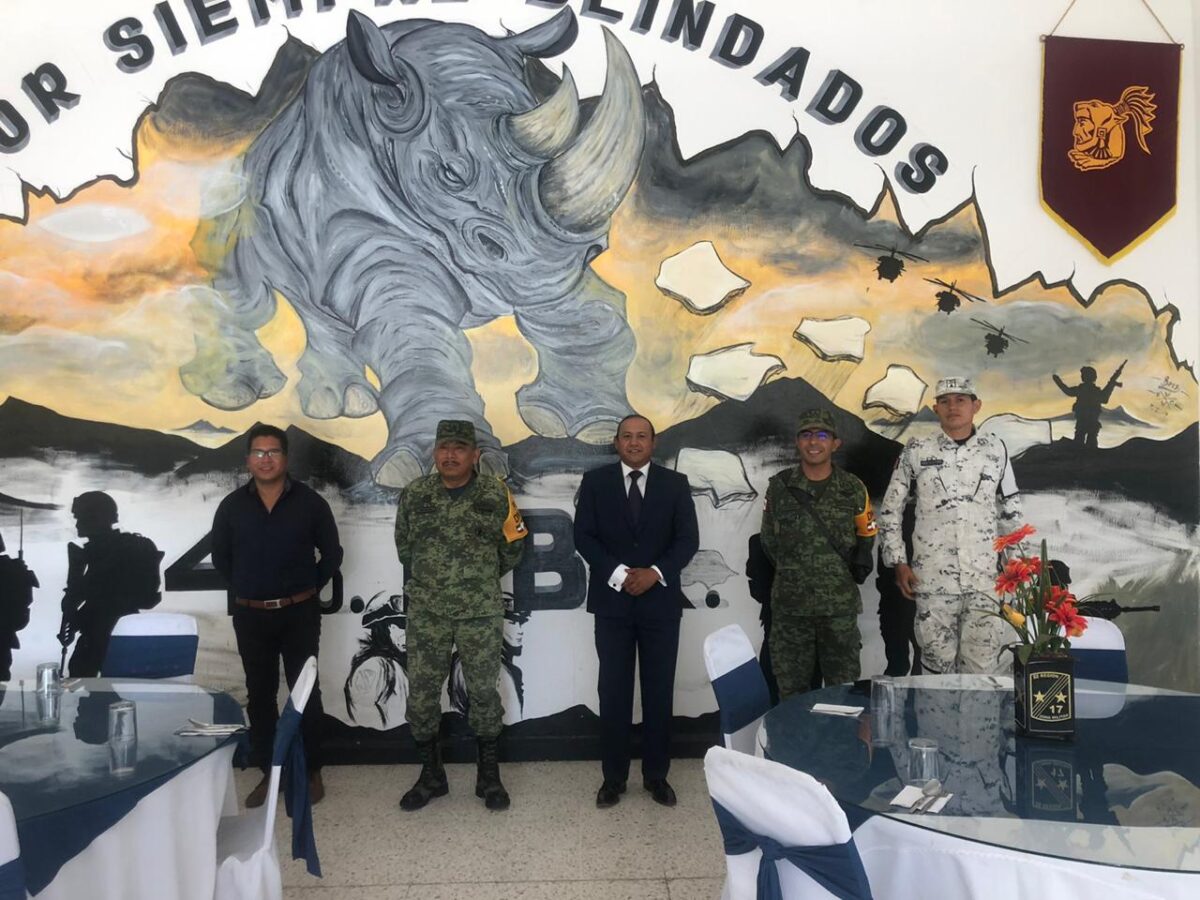 Edil Alejandro Ochoa Fortalece Lazos Colaborativos con la 17/a Zona Militar
