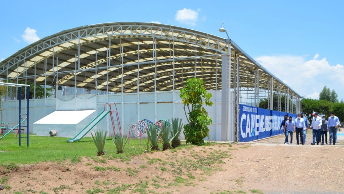 Inversión: Más de 6 millones de pesos a espacios deportivos en Tequisquiapan.