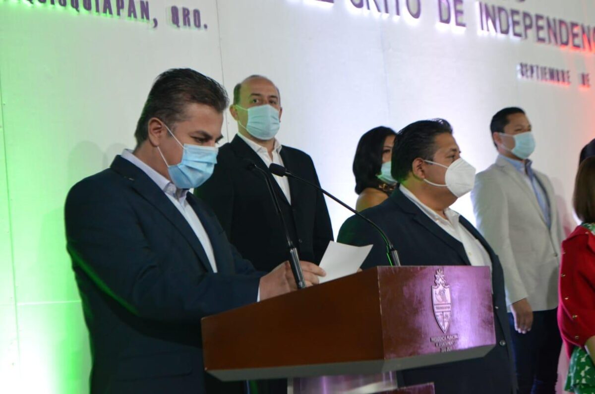 Conmemora: Presidente de Tequisquiapan 210 aniversario del “grito de independencia”.