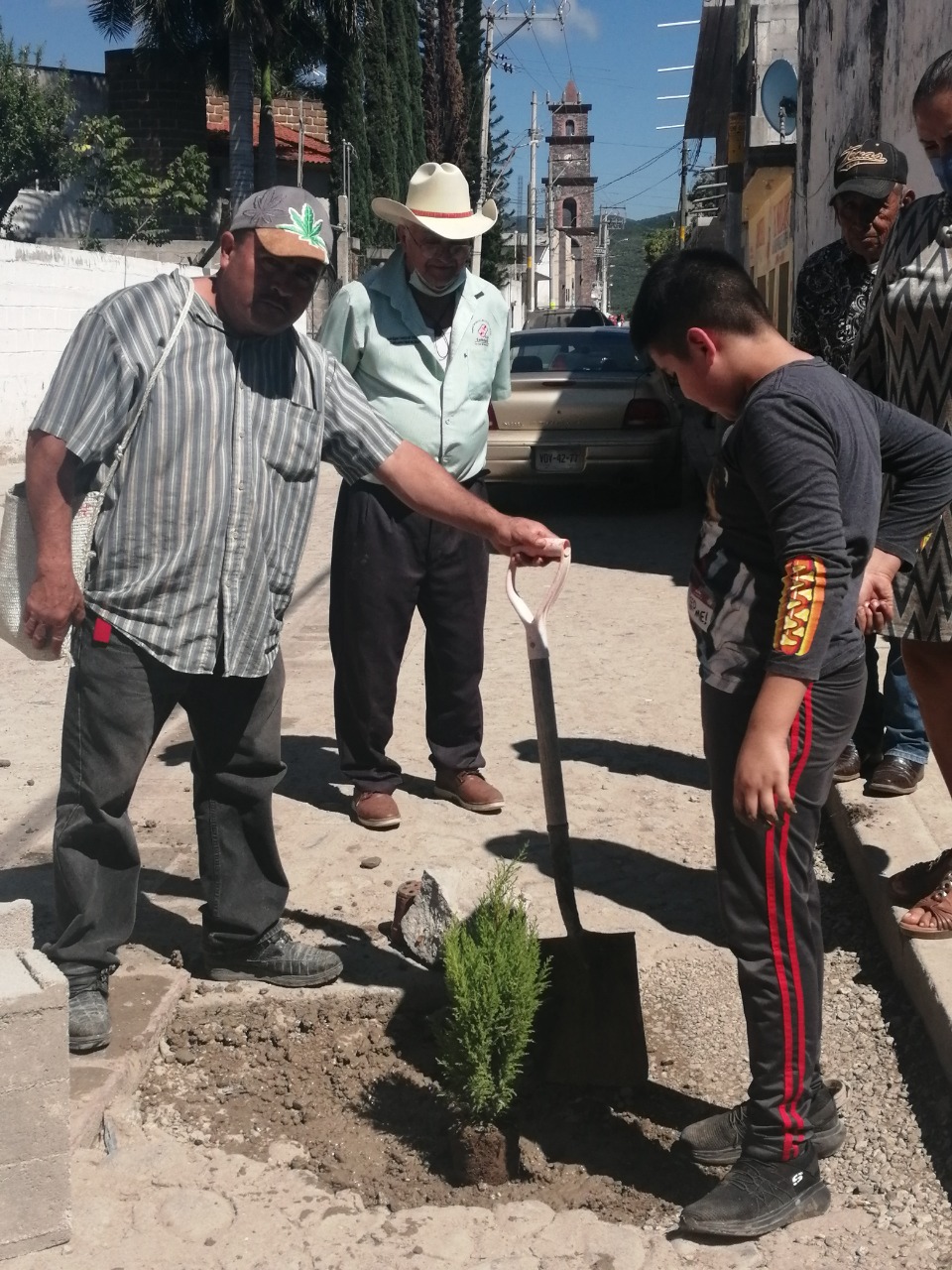 Malestar: Obras de la CEA quedan sin cubrirse en Arroyo Seco.