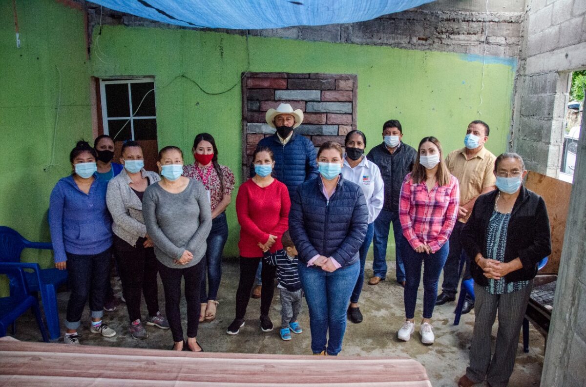 Reconoce: Chely Amador aportaciones de las mujeres rurales para el progreso de las comunidades.