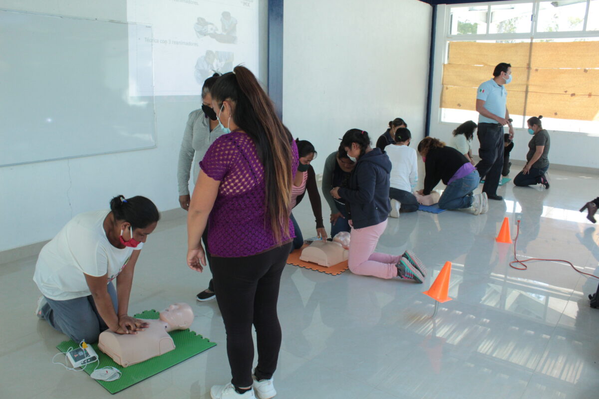 Se impartió: Taller de primeros auxilios a mujeres del municipio de Tolimán.