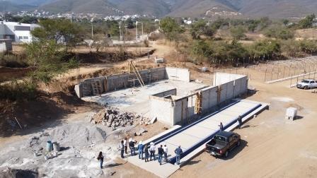 Supervisaron: Proyecto de Construcción del Centro de Acopio Ganadero en Jalpan.
