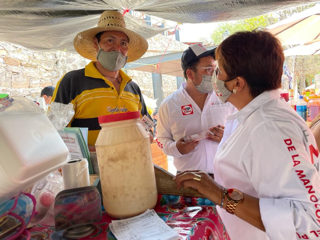 Mejores oportunidades: La candidata por RSP visitó a comerciantes y aseguró que habrá mejores oportunidades.