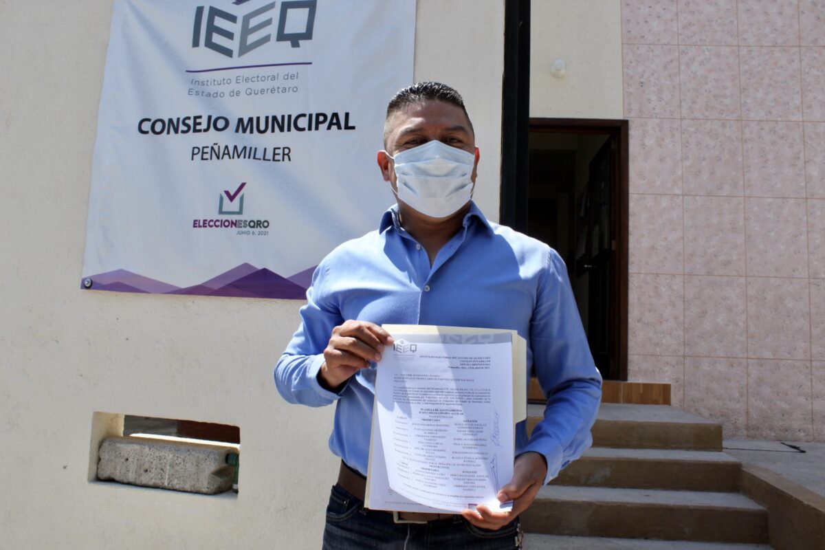 Ante el IEEQ:Se Registra Juan Carlos Linares Aguilar para contender por la Alcaldía de Peñamiller