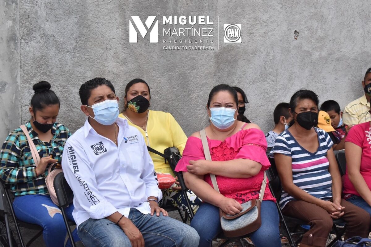 Apoyará: Miguel Martínez Peñaloza, apoyará a jefas de familia en situación vulnerable.