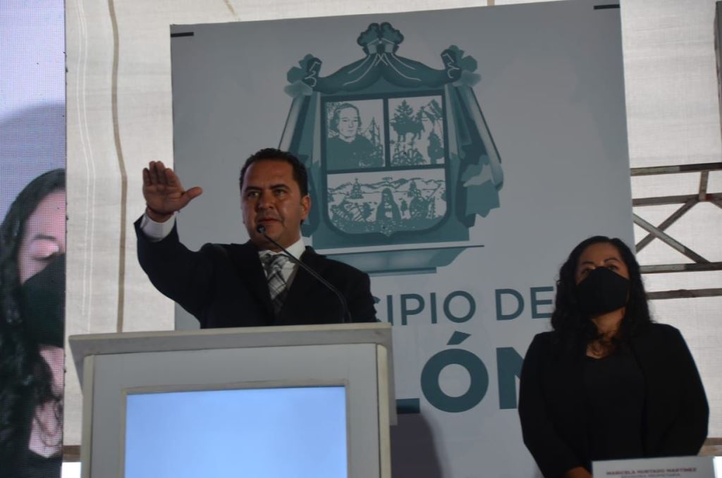 En el Municipio de Colón: Toma protesta Manuel Montes como nuevo presidente municipal de Colón.