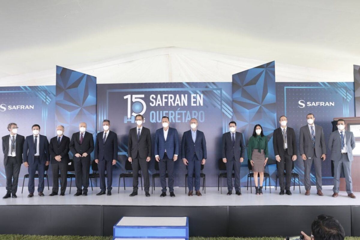 Preside: Mauricio Kuri conmemoración del XV aniversario de Safran en Querétaro.