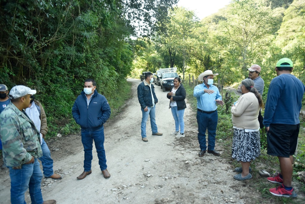 En Guayabos: Se da inicio a trabajos de construcción de alcantarilla.