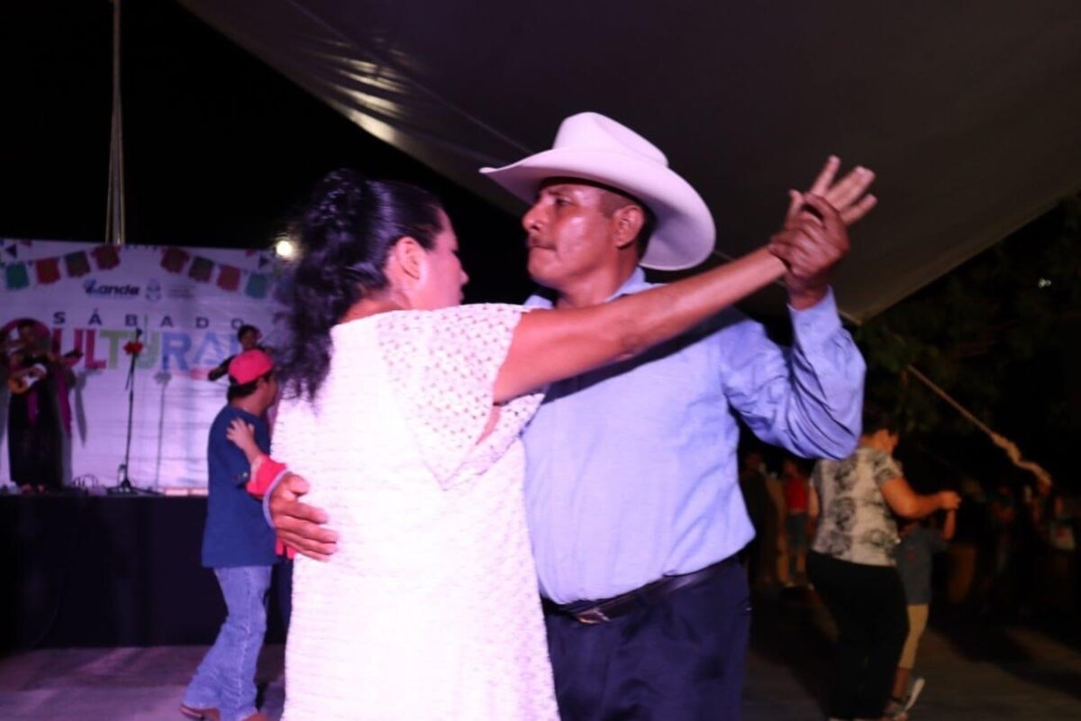 Sensacional sábado Cultural en Landa de Matamoros