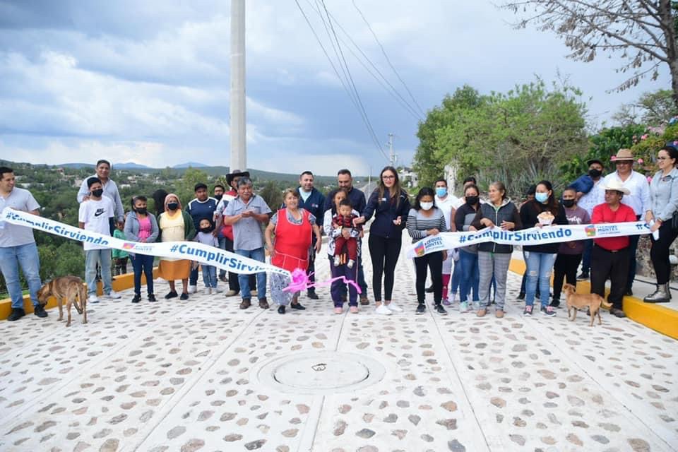 Entrega Obra Lupita Perez Montes en Villa Progreso