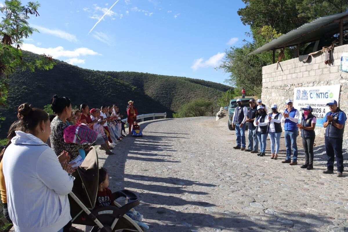 Avanza en las comunidades en Programa Municipal “Peñamiller Contigo”