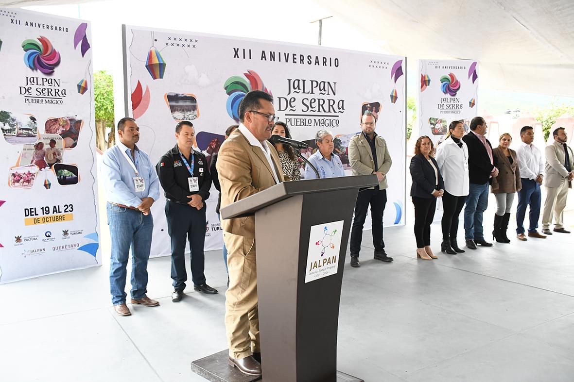 En Jalpan de SerraInaugura edil Efraín Muñoz Festejo por el XII Aniversario de Jalpan Pueblo Mágico
