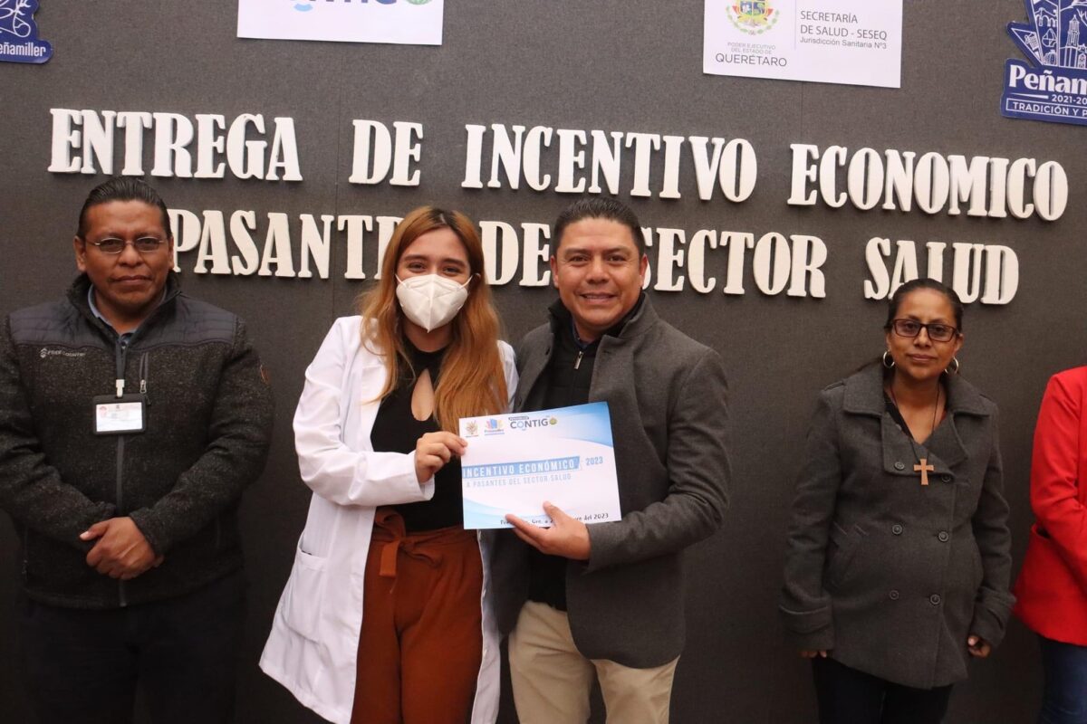 Incentiva a pasantes del sector salud Juan Carlos Linares Aguilar