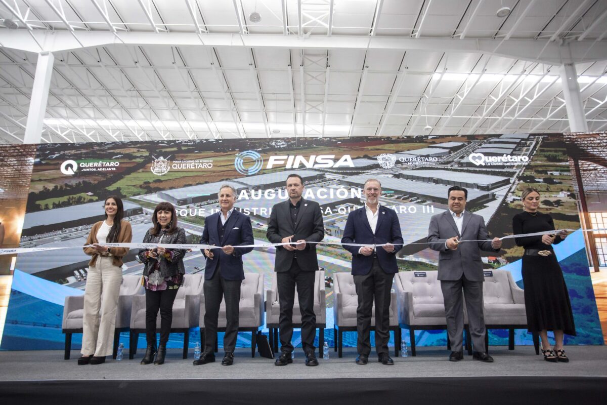 Inaugura Mauricio Kuri parque industrial FINSA Querétaro III