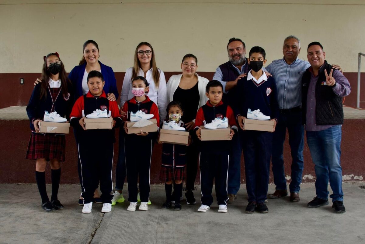Lupita Pérez Montes entregará más de 6,000 tenis escolares en todas las escuelas de Ezequiel Montes
