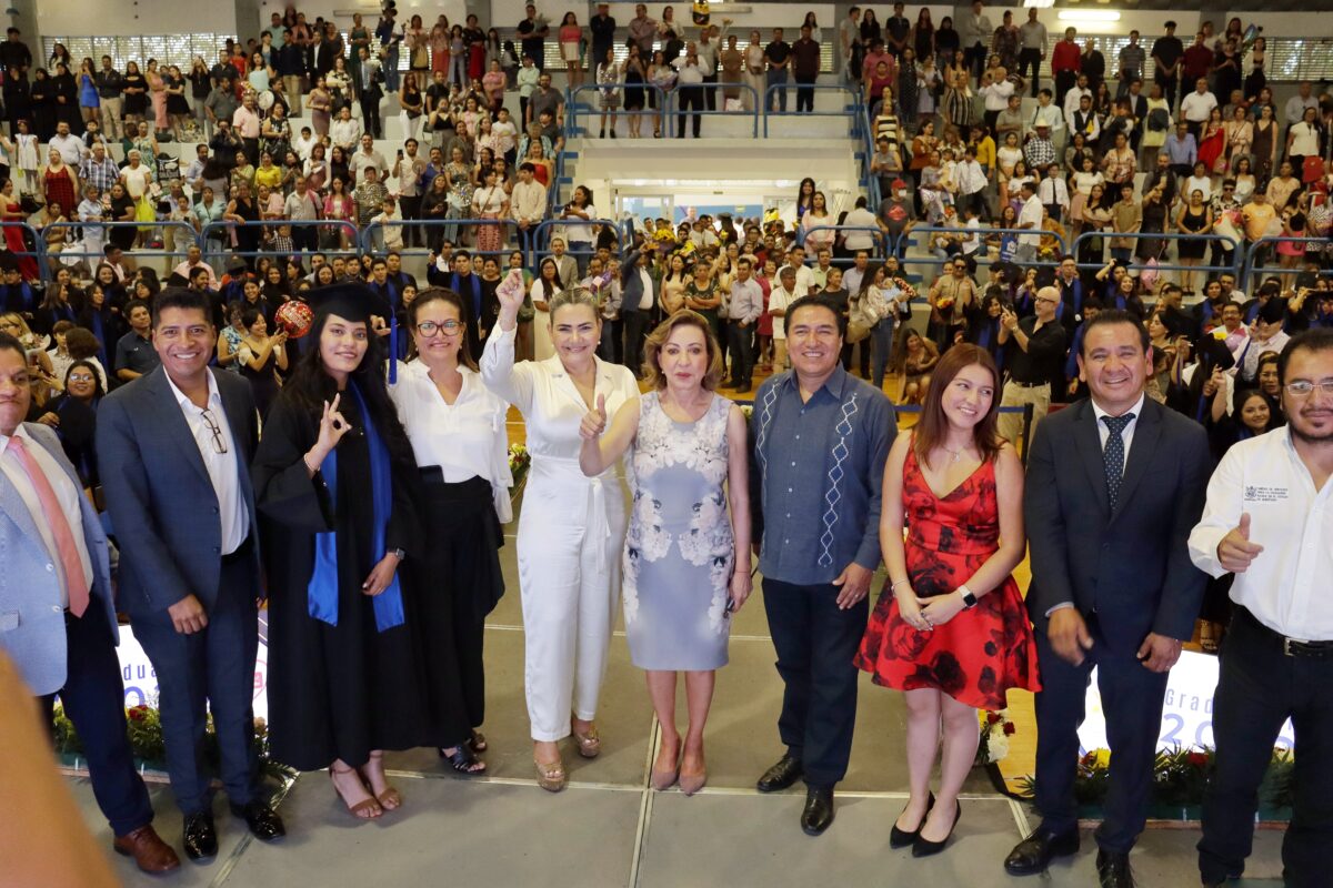 Encabeza Lupita Murguía graduación 2023 de la CBENEQ